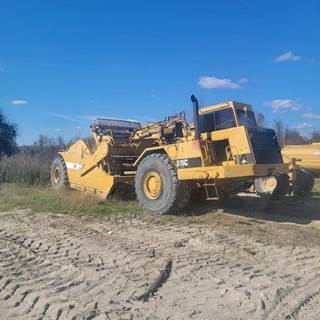 Caterpillar 615C Scraper