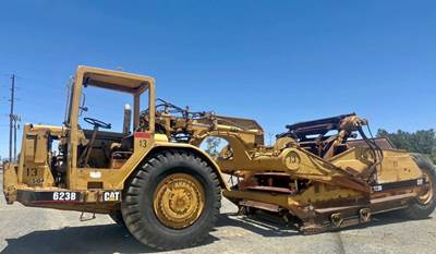 1984 Caterpillar 623B Scraper