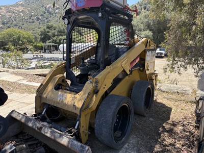 2015 Caterpillar 246D Track Skid Steer