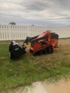2021 Ditch Witch SK600 Skid Steer
