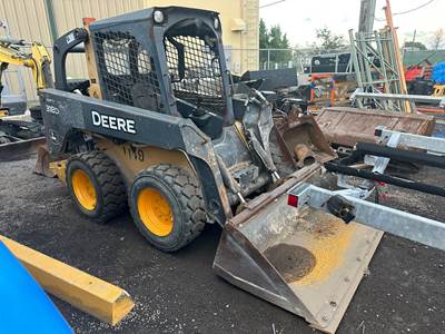 2013 John Deere 328D Skid Steer