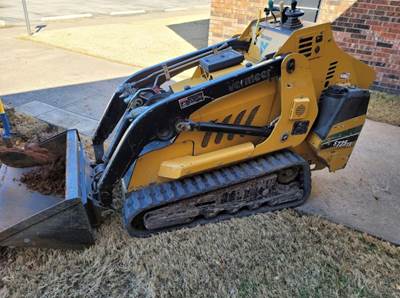 2016 Vermeer S725TX Skid Steer