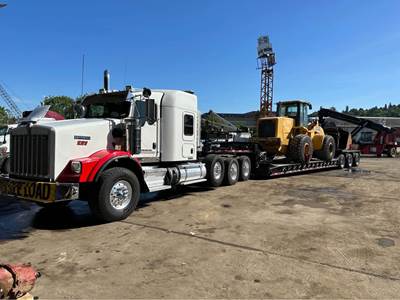 2013 Kenworth Sleeper Semi Truck