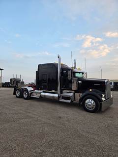 2021 Kenworth W900 Sleeper Semi Truck