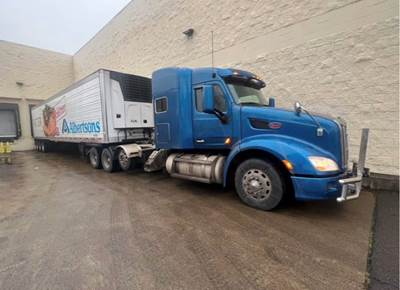 2017 Peterbilt 579 Sleeper Semi Truck