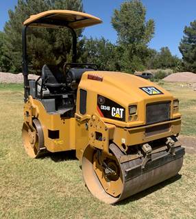 2018 Caterpillar CB34B Smooth Drum Roller Compactor