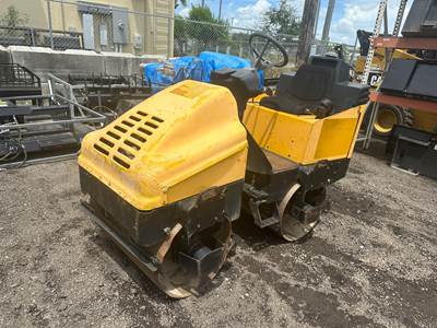 2008 Wacker Neuson RD11 Smooth Drum Roller Compactor