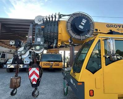 Grove TMS9000-2 Telescopic Boom Truck Crane