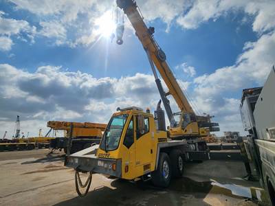 Grove TMS9000E Telescopic Boom Truck Crane