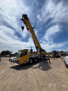 Grove TMS900E Telescopic Boom Truck Crane
