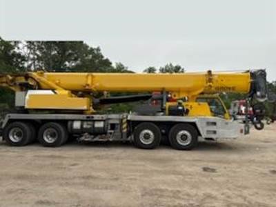 Grove TMS900E Telescopic Boom Truck Crane