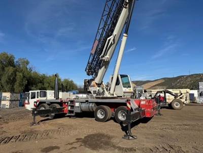 Link-Belt HTC-8690 Telescopic Boom Truck Crane