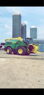 2020 John Deere 8200