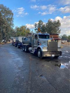 2014 Kenworth W900 Transfer Truck
