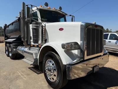 2014 Peterbilt Transfer Truck