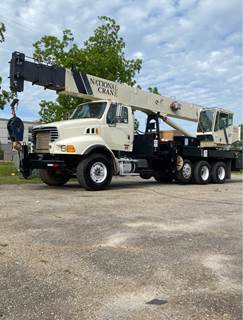 2008 National 1800 Truck-Mounted Boom / Crane