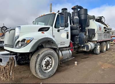 2009 International 7600 6X4 SBA Vacuum Truck