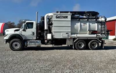 2023 International Vacuum Truck