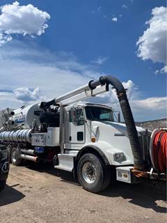 2014 Vactor 2100 PLUS Vacuum Truck