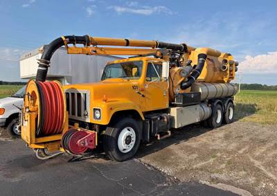 1996 Vactor 2110 Vacuum Truck