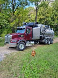 2022 Western Star 49X Vacuum Truck