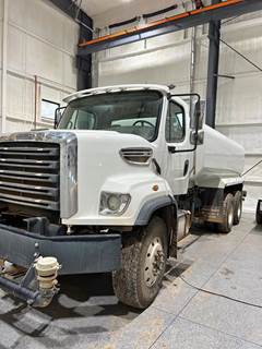 2013 Freightliner 108SD Water Truck