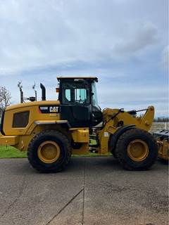 2017 Caterpillar 926M Wheel Loader