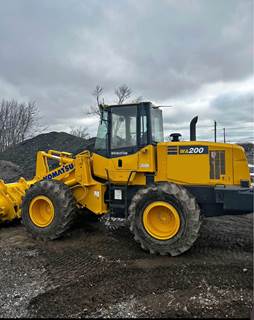 2016 Komatsu WA-200 Wheel Loader