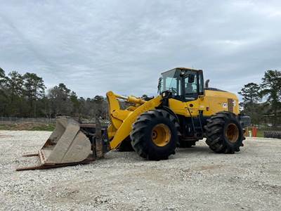 2018 Komatsu WA320-8 Wheel Loader - JRB Bucket / Forks
