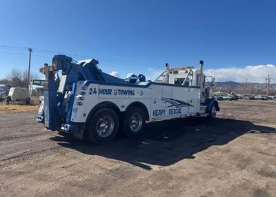 2010 Kenworth T880 25 Ton Wrecker Tow Truck