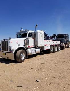 1995 Peterbilt 375 25-Ton Wrecker Tow Truck