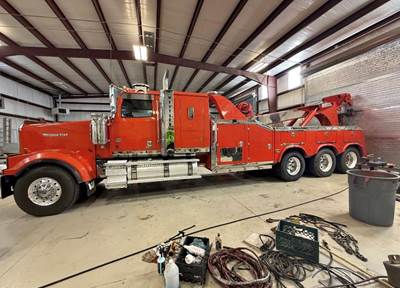 2016 Western Star 4900EX B&B 50-Ton Wrecker Tow Truck