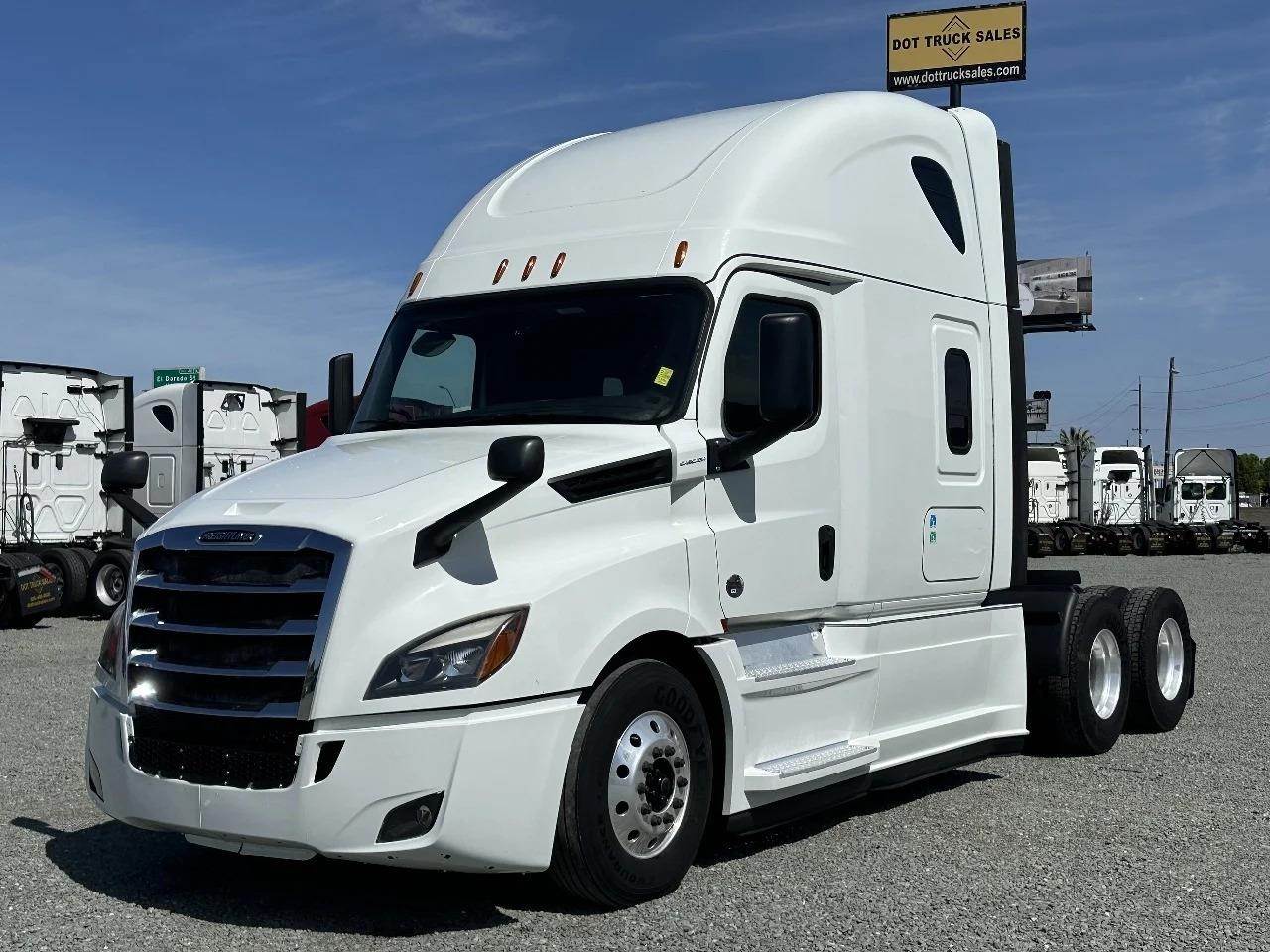 2020 Freightliner Cascadia 126 Sleeper Semi Truck 77" Raised Roof