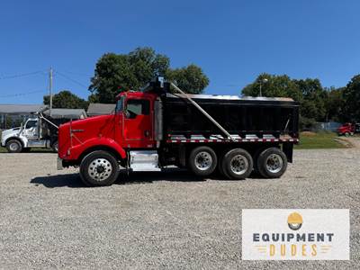 2006 Kenworth T800 Dump Truck