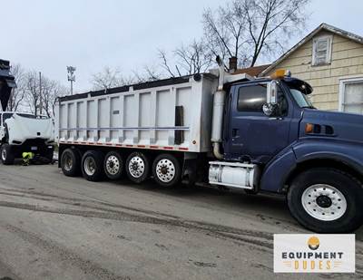 1999 Sterling LT9522 Dump Truck