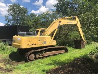 2003 Komatsu PC300LC-6LC Excavator - Four (4) Buckets - 4,900 Hours