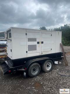 2015 Caterpillar C4.4 Towable Generator - Clean with Low Hours