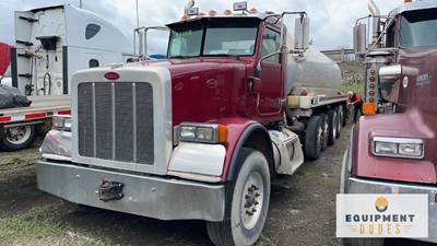 2013 Peterbilt 367 Truck Tank