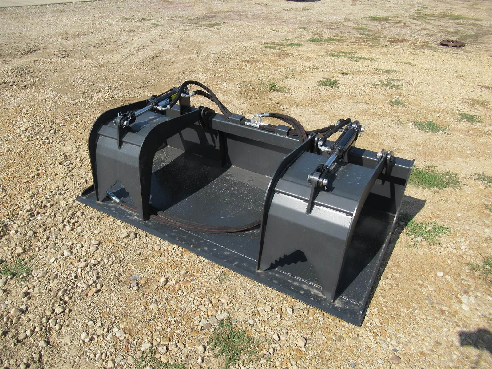 2023 Wolverine 72" SKID STEER GRAPPLE BUCKET Grapple Bucket For Sale