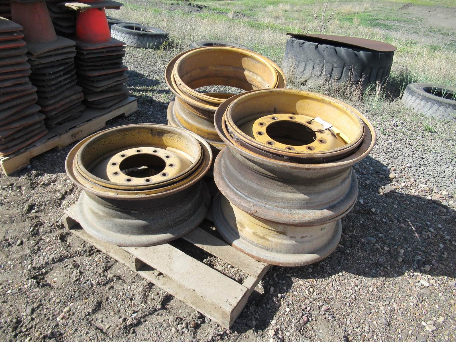 John Deere MOTOR GRADER RIMS Tire & Rim For Sale Chamberlain, SD