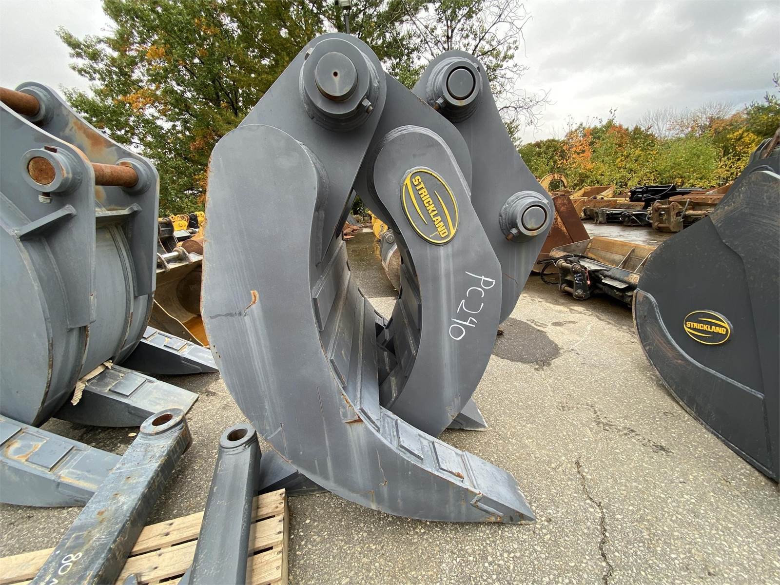 Strickland 3OVER2 BOXTINE GRAPPLE Grapple Bucket For Sale