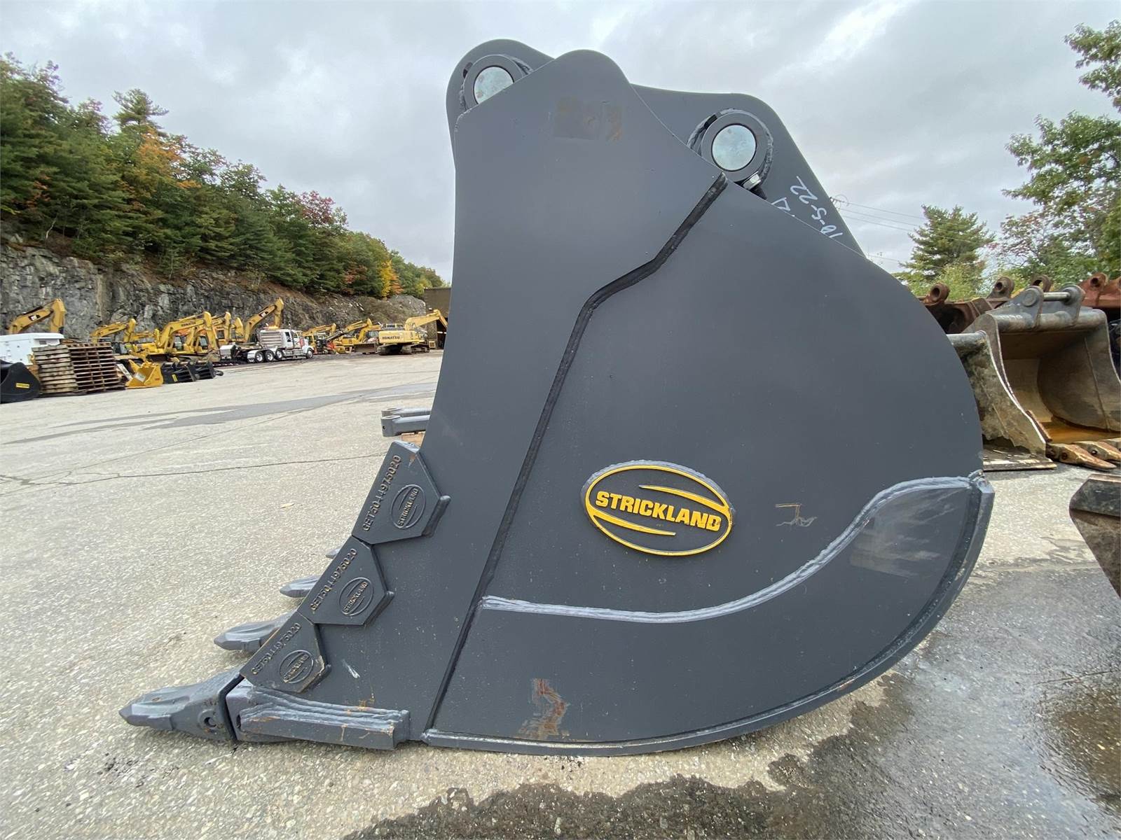 Strickland 42" HD BKT SevereDuty Bucket For Sale Londonderry, NH