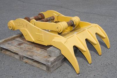 2013 Caterpillar 328D LCR Thumb for 2013 328D LCR Excavator