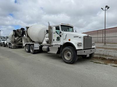 2017 Kenworth W900 Mixer / Ready Mix / Concrete Truck