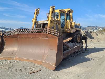 1992 Caterpillar D9N Dozer - Rear Rippers