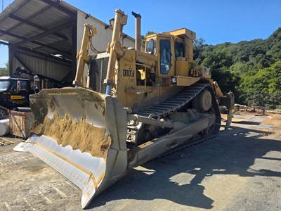 Caterpillar D9N Dozer - Blade