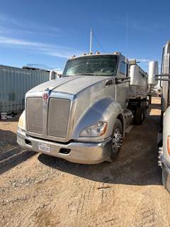2016 Kenworth T680 Dump Truck
