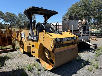 2006 Caterpillar CB-534D Smooth Drum Roller Compactor