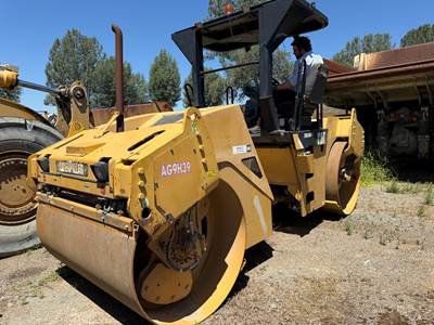 2008 Caterpillar CB 534D TANDEM COMPACT Smooth Drum Roller Compactor
