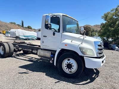 2016 Hino 268 Cab & Chassis Truck